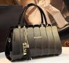 2026 Novo Modelo de Bolsa para Mulheres de Meia-Idade para Mães, Bolsa de Ombro e Transversal Simples, Elegante e Versátil