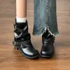 Botas de media pantorrilla negras con hebilla de cinturón tachonada, estilo dulce y fresco, para mujer, nuevas botas de moda con tacón grueso 2026, botas de motocicleta versátiles
