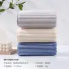 Toalha macia e espessa de fleece de coral, absorvente, de secagem rápida, não solta fiapos, popular no TikTok, atacado para uso doméstico, toalha listrada em cores de doce