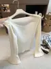 Top de punto con patchwork de encaje francés de manga larga para mujer 2026 Otoño Nuevo Elegante Adelgazante Rejuvenecedor