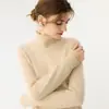 Camada base de tricô de cashmere feminina, cor sólida da moda, estilo coreano, design simples, nova coleção outono/inverno, gola alta, espessada para aquecimento