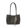 Bolso simple de gran capacidad para debajo del brazo para mujer, nuevo bolso de hombro de moda para commuting 2026, bolso cruzado grande versátil para uso diario