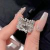 Anel Geométrico de Rosto Largo com Zircônia Microincrustada Vazada Personalidade Europeia e Americana Moda Indústria Pesada Luxo Leve Anel de Dedo com Cinco Pontas Cheio de Diamantes