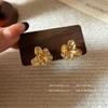 Estilo francês Único Irregular Flor Dourada Brincos Outono e Inverno das Mulheres Nova Entrada de Luxo Elegante High-end Moda Brincos
