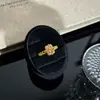 Novo Anel Quadrado Rosa com Zircônia Açúcar e Laço Estilo Menina Doce Personalidade Feminina Simples Aberto Ajustável Feminino