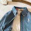 Abrigo de mezclilla para niños primavera y otoño 2025 clásico retro desgastado lavado cremallera bebé color sólido chaqueta duradera