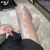 Meias Fio a Fio para Primavera e Outono, Estilo Fino, Amigável à Pele, Tamanho Plus, Meias Arrastão, Sexy Bolinhas, Estampa de Coração, Seda Preta, Desejo Puro, Suspensórios Brancos