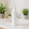 Botella de Spray de Plástico Blanca Redonda de 300 ml, Botella Dispensadora de Líquido de Limpieza y Desinfección con Boquilla de Spray de Ratón Pequeño