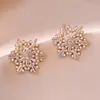 Aretes para Mujer, Aretes de Flor Corazón con Circonita Micro-pavimentada de Cobre, Nueva Moda de Nicho, Diseño Simple, Joyería de Temperamento y Versátil