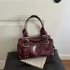 Bolsa tote casual de design de nicho transfronteiriça sob o braço moda retrô primavera novo estilo personalizada estilosa feminina bolsa de ombro único