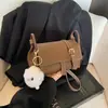Bolsa Quadrada Pequena para Mulheres, Estilo Novo de Nicho Verão 2026, Couro Macio, Bolsa de Ombro Simples e Versátil, Bolsa Transversal Tendência Este Ano