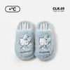 Chinelos de algodão oficiais da Sanrio da Kitty, chinelos de pelúcia quentes de inverno para mulheres, chinelos de desenho animado para casa de inverno