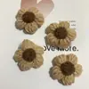 Flor de Lana Tejida Crochet Hecho a Mano Flor de Algodón Leche Flor Esponjosa Accesorios para Ropa Infantil Joyería de Pasador Creativa DIY