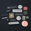 Placa de identificação para móveis de metal personalizada, logotipo, marca registrada, liga de zinco, porta de madeira, placa de porta e janela de fundição sob pressão