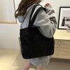 Bolsa Tote Feminina 2025 Primavera Nova Casual Simples Grande Capacidade Trabalho Bolsa de Ombro Moda Bolsa de Veludo Cotelê