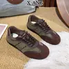 Zapatos de Entrenamiento Alemanes Estilo Retro Piel Genuina Zapatos de Mujer 2026 Otoño Invierno Nuevos Versátiles Ligeros Cómodos Deportivos Casuales Zapatos Forrest Gump