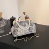 Bolsa de Noite Moderna e Elegante, Nova Bolsa Transversal Bordada Estilo Chinês Nacional, Bolsa de Mão/Ombro de Corrente Pérola de Alto Padrão