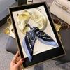 Nueva bufanda de seda retro elegante bufanda de todo fósforo francesa 70 pequeña bufanda cuadrada cinta de seda artificial bufanda de alta calidad al por mayor