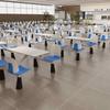 Conjunto de Mesa e Cadeiras para Cantina Escolar, Refeitório de Funcionários, Restaurante de Área de Serviço de Fast Food, Mesa de Jantar Integrada para Quatro Pessoas