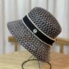Nuevo Elegante Cubo de Letras Sombrero de Pescador Sombrero de Paja para Mujer Primavera y Verano Sombrilla de Viaje Estilo Japonés Popular Sombrero de Cubo Blanco Tendencia