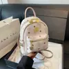 Mochila para Mujer Oso Lindo Mochila de Viaje 2025 Nueva Moda Tendencia Mochila para Estudiante Universitaria Mujer Gran Capacidad Bolsa Escolar