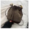 Bolsas Transfronterizas de Moda con Bloques de Color y Estampado de Leopardo de Nicho para Mujer, Nuevos Bolsos Cruzados Versátiles 2026, Bolsos tipo Cubo Casuales