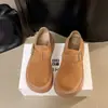 Sapatos Femininos de Algodão com Plataforma de Solado Grosso Outono Inverno Casuais Retro Sapatos Casuais Sapatos de Algodão Loafers Slip-on Aumentadores de Altura Novo Estilo 2026