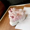 Zapatos para Niñas Tenis Transpirables Nuevo Estilo Primavera y Otoño 2025 Zapatos de Malla con Luces para Niñas Zapatos Funcionales para Niños Suela Suave Antideslizante