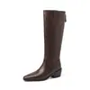 Piel de plena flor, sencillas y versátiles, botas de montar de pierna recta, colección otoño/invierno 2026, tacón grueso, tacón alto, punta cuadrada pequeña, piel genuina, botas altas para mujer