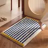 Alfombrilla absorbente para suelo de baño transfronteriza, alfombrilla de baño estilo fragancia pequeña, entrada de baño para el hogar antideslizante, resistente a la suciedad, alfombrilla gruesa para pies