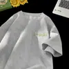 Camiseta de manga corta bordada estilo americano de seda helada para hombre, marca de moda de verano, tacto fresco lavado a la arena, top casual de corte holgado con cuello redondo