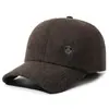 Nueva colección de invierno: Gorra de béisbol cálida, resistente al frío y que protege los oídos para hombres, diseñada para hombres de mediana edad y mayores, adecuada para usar al aire libre, con forro de felpa añadido y material engrosado