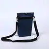 Bolsa de regalo para exposición, bolsa para teléfono móvil de papel DuPont, regalo corporativo personalizado, bolsa cruzada impermeable de doble capa, logo impreso personalizado