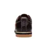 Origen y suministro de zapatos casuales de cuero de dos capas para hombre de temporada, zapatos de hombre casuales, zapatos de hombre de moda estilo británico, venta al por mayor