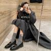 Em Estoque e Enviado em Segundos! Sapatos Estilo Mãe de Uva Estilo Britânico Retrô Fivela Dourada Pequena Bico Redondo Slip-On Salto Grosso Mocassins para Mulheres