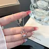 Novo colar degradê de amor design de nicho de luxo leve pingente em formato de coração de alto padrão não desbota joias da moda da internet atacado