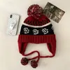 Gorro de Punto Jacquard Bloque de Color Fair Isle Retro con Protección para los Oídos para Mujer Invierno Circunferencia de Cabeza Grande Cierre de Cordones Bola de Piel Cálido Gorro de Lana