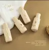 Set de Artículos de Tocador Desechables para Hotel, Cepillos de Dientes, Pantuflas, Jabón, Peine y Artículos de Baño para Habitación de Huéspedes de Bed & Breakfast