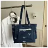 Bolsa de Ombro Tote Jeans Estampada Transfronteiriça 2026 com Laço Bordado de Grande Capacidade Nova Casual para o Dia a Dia Moda