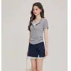 Roupas Novas de Verão 2025 para Mulheres Gordas Plus Size Puro Desejo Gola Meio Aberta Renda Cintura Curva Manga Curta Camiseta Top Doce