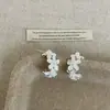 Brincos de Pérola Zircônia Flor com Gotejamento de Óleo em Formato de C Doces para Mulheres, Brincos de Design de Moda de Nicho, Acessórios de Orelha Elegantes e Versáteis