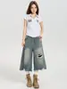 Shorts de mezclilla rotos estilo retro americano para mujer, estilo fino de verano, alta costura, adelgazantes, pantalones rectos holgados de pierna ancha de longitud media recortados
