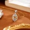 Prata Esterlina S925 Brilhante Totalmente Cravejada com Diamantes Bicolor Oca Base para Pingente, Filigrana de Luxo Leve com Pedra Principal Oval Inlaid, Atacado