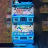 Distribuidor de Máquina Mini de Quatro Lugares de Taiwan, Máquina de Garra Pequena, Máquina de Pelúcia Comercial, Máquina de Presentes, Máquina de Arremesso de Garra