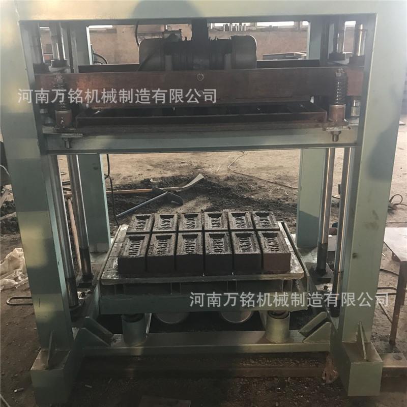 吉布提带商标水泥砖机 马路花砖机2.jpg