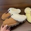 Pantuflas de algodón, de moda, de punta cerrada, versátiles, se pueden usar afuera, casuales, estilo nuevo, cálidas, retro, 2026, puntada de pollito, pantuflas peludas, amarillas
