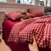 Juego de ropa de cama de cuatro piezas de gasa de doble capa estilo minimalista clase A para maternidad, amigable con la piel para dormir desnudo, sábana y funda de edredón, juego de tres piezas para dormitorio de estudiante