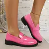Estilos Nuevos Transfronterizos Europeos y Americanos Primavera y Otoño Transfronterizo 2026 Estilo Británico Zapatos Mocasines de Tacón Grueso para Mujer Comercio Exterior Bajos Pequeños Venta al por Mayor Tallas Grandes