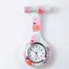 Reloj de Enfermera para Mujer Impermeable Reloj Colgante con Pin Simple Reloj de Bolsillo de Silicona Estudiante Prueba de Batería Reloj de Bolsillo para el Pecho de Doctor