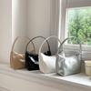 Bolsa de Ombro para Mulheres Prata Coreana para o Dia a Dia, Bolsa de Mão Simples e Fashion, Bolsa de Ombro Versátil de Alto Padrão de Nicho Formato Dumpling